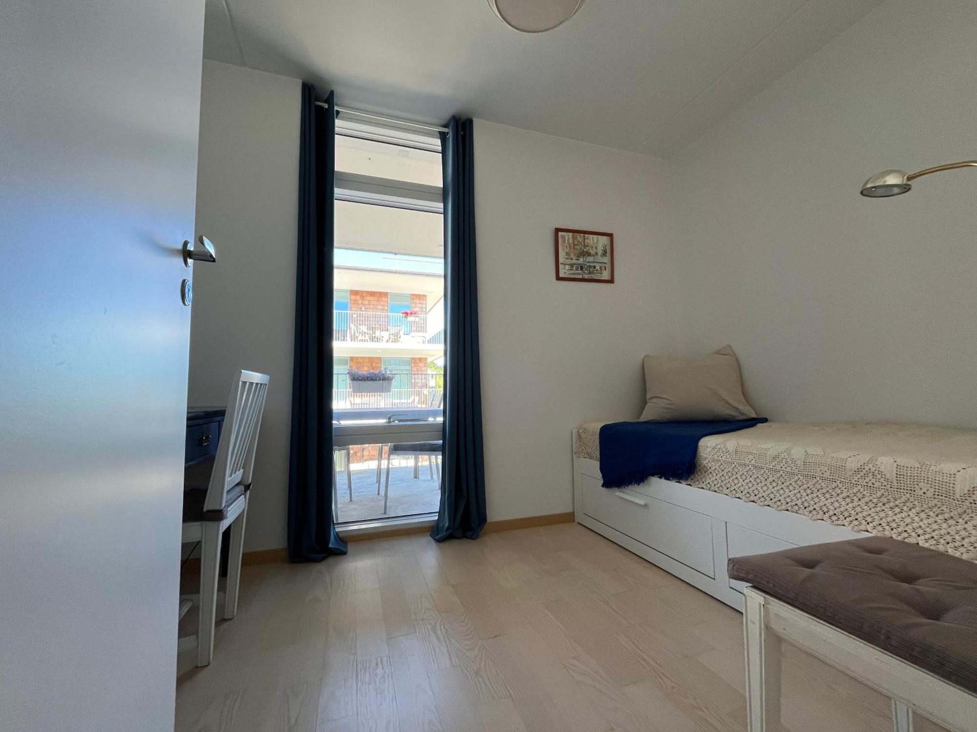 Ahusbrygga Apartment Hotel Экстерьер фото